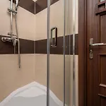 Market Square Corner Kuznicza By Renters * Breslavia